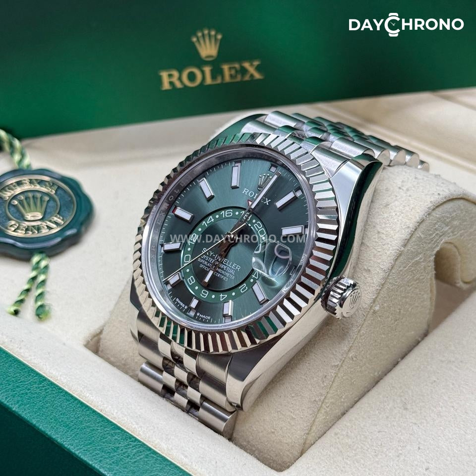 Rolex Sky-Dweller 42 Green Dial Jubilee Full Set