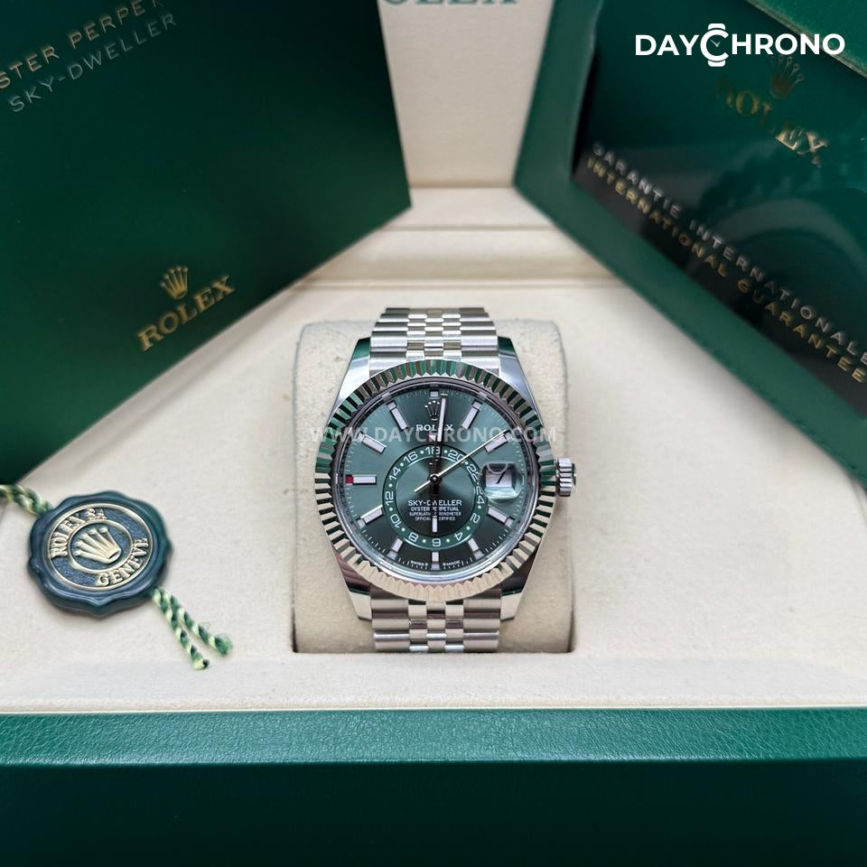 Rolex Sky-Dweller 42 Green Dial Jubilee Full Set