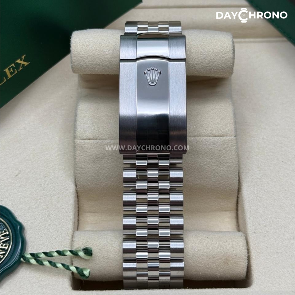 Rolex Sky-Dweller 42 White Dial Jubilee Full Set