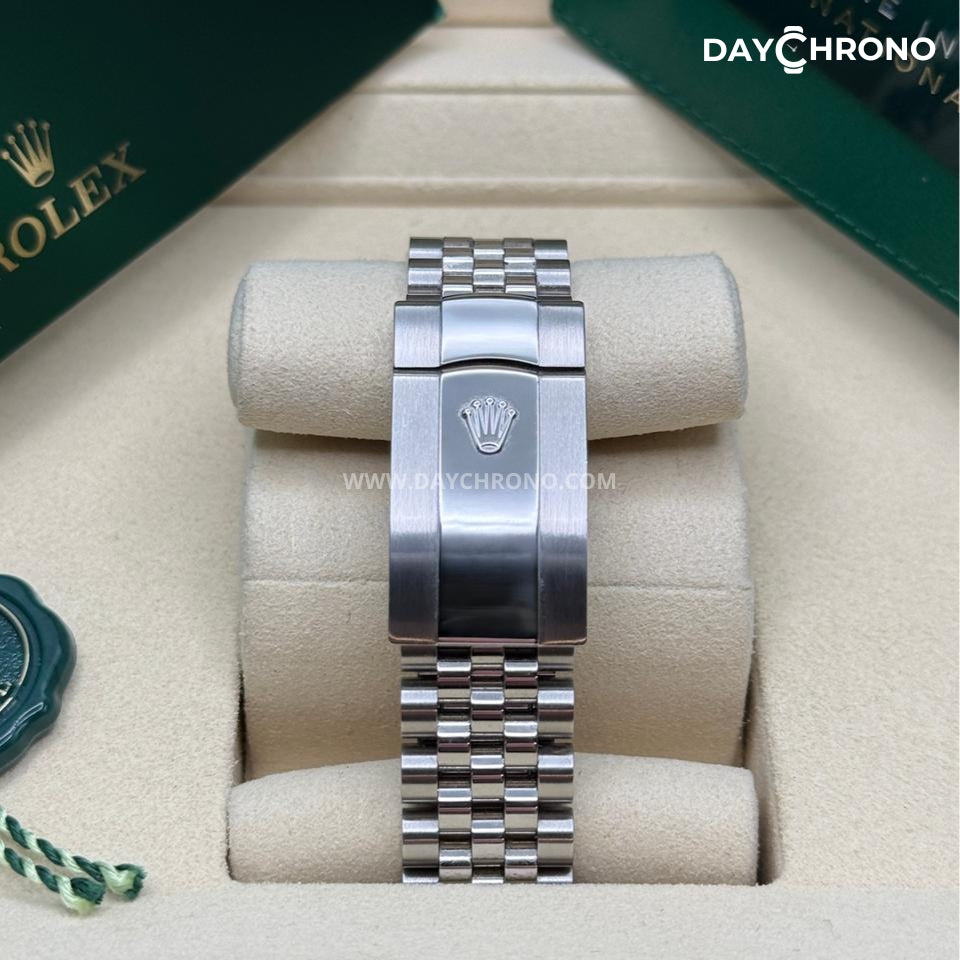 Rolex Datejust 41 Blue Dial Jubilee Full Set